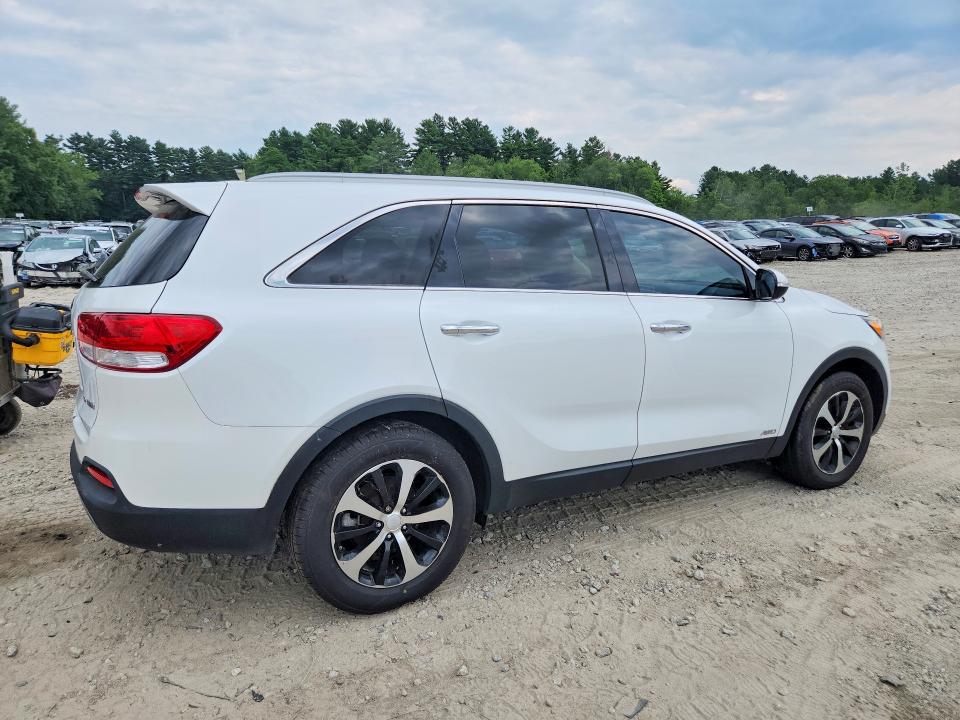 2016 Kia Sorento VIN 5XYPHDA16GG029366 COPART salvage auction — MINOR DENT/SCRATCHES, Ma - Certificate Of Title, sold $2,300 on 2026-07-23 (photo 3)