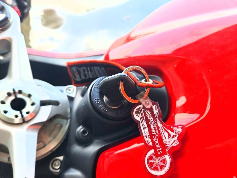 2024 Ducati Panigale VIN ZDMHAATW9RB013020 COPART salvage auction — FRONT END, ID - SALVAGE CERTIFICATE OF TITLE, sold $5,500 on 2026-10-15 (photo 8)