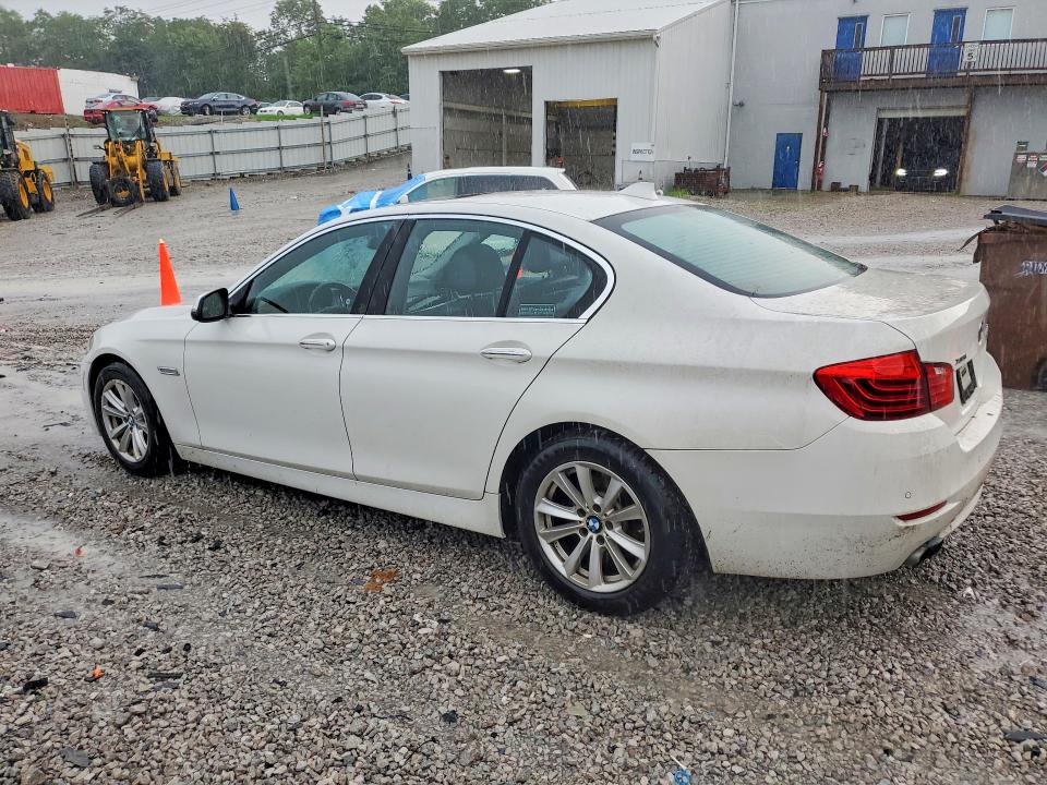 2015 BMW 5er VIN WBA5A7C54FD624143 COPART salvage auction — MINOR DENT/SCRATCHES, Ky - Certificate Of Title, sold $1,300 on 2026-07-17 (photo 2)