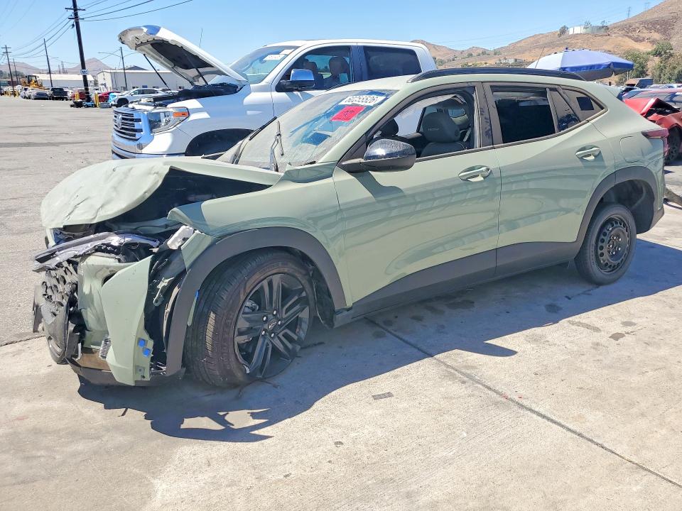 2025 Chevrolet Trax VIN KL77LKEP2SC061243 COPART salvage auction — FRONT END, Ca - Dis/Dlr/Exp Only Clean Title (P), sold $3,050 on 2026-07-27 (photo 1)
