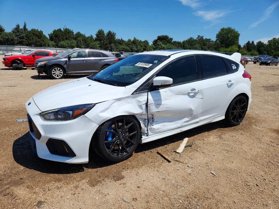2017 Ford Focus VIN WF0DP3TH0H4125064 COPART salvage auction — SIDE, Salvage Title, sold $10,400 on 2026-09-08 (photo 1)
