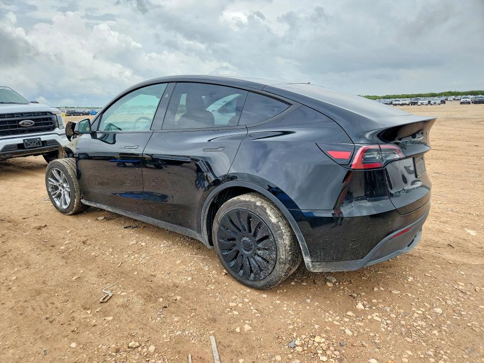 2023 Tesla Model y VIN 7SAYGDEE7PA202775 COPART salvage auction — FRONT END, Tx - Salvage Vehicle Title, sold $9,600 on 2026-07-23 (photo 2)