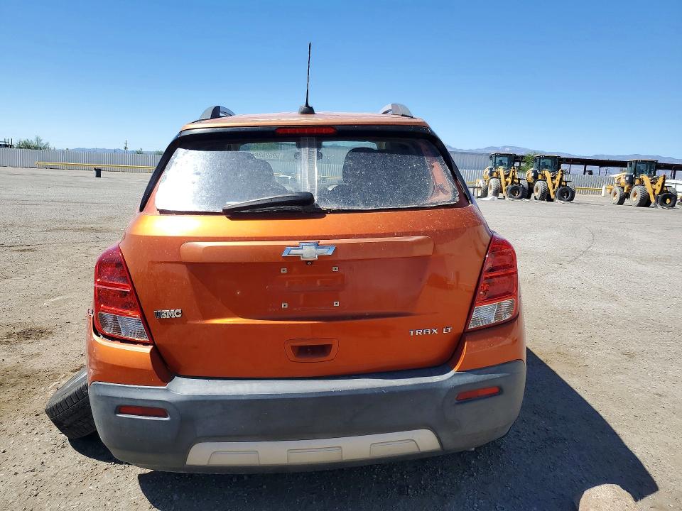 2015 Chevrolet Trax VIN KL7CJLSB8FB152838 COPART salvage auction — UNDERCARRIAGE, AZ - CERT OF TITLE - SALVAGE, sold $825 on 2026-07-24 (photo 6)