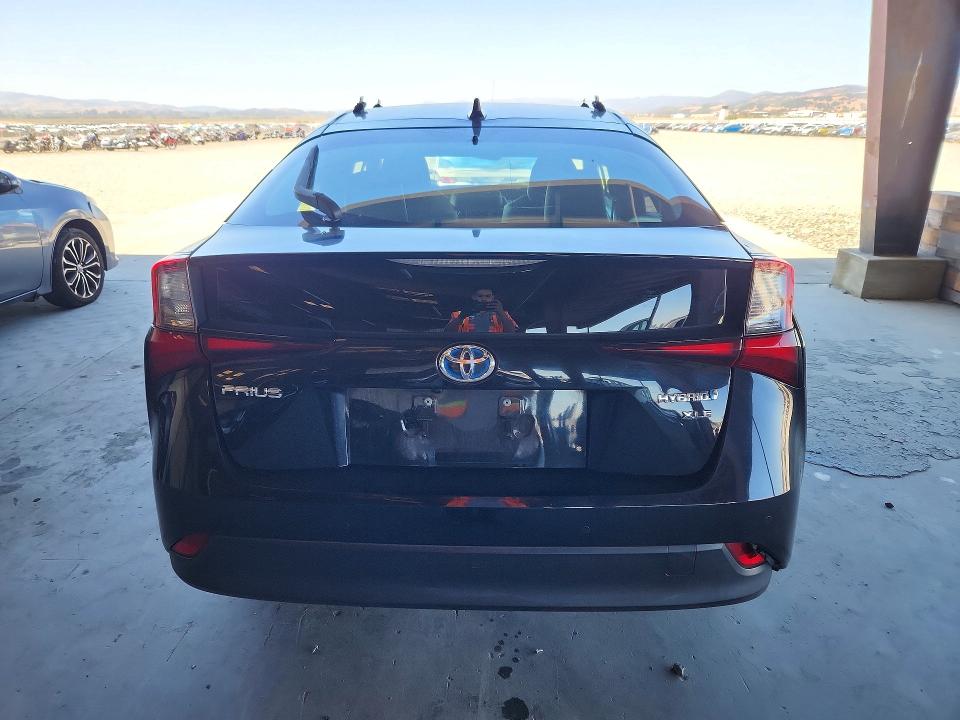 2022 Toyota Prius VIN JTDKAMFU0N3180402 COPART salvage auction — REAR END, CA - SALVAGE CERTIFICATE, sold $9,500 on 2026-08-20 (photo 6)