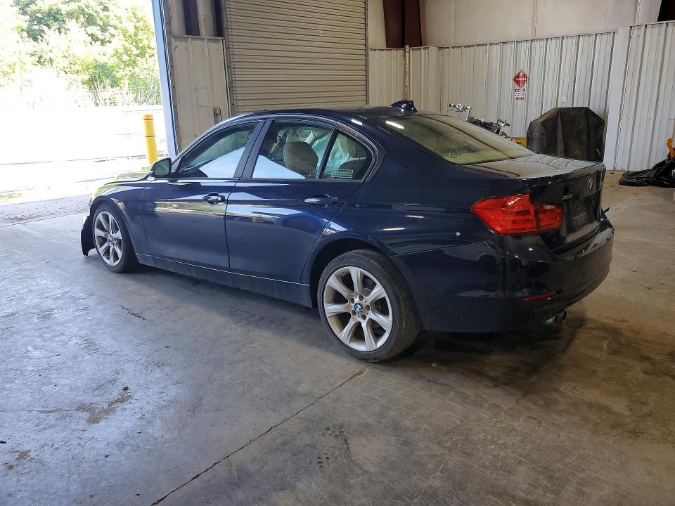2015 BMW 3er VIN WBA3B5C5XFF962210 COPART salvage auction — FRONT END, Ny - Mv-907A Salvage Certificate, sold $825 on 2026-08-10 (photo 2)