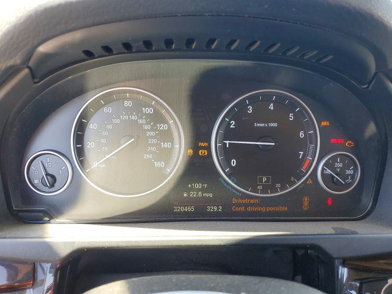 2015 BMW X5 VIN 5UXKR0C56F0P03678 COPART salvage auction — MINOR DENT/SCRATCHES, CA - CERTIFICATE OF TITLE (P), sold $2,750 on 2026-07-28 (photo 9)