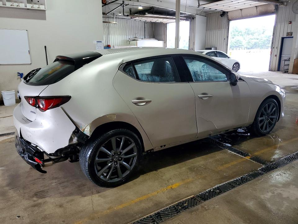 2022 Mazda 3 VIN JM1BPAKLXN1502811 COPART salvage auction — REAR END, Md - Cert Of Salvage > 75% Damage, sold $3,750 on 2026-07-16 (photo 3)