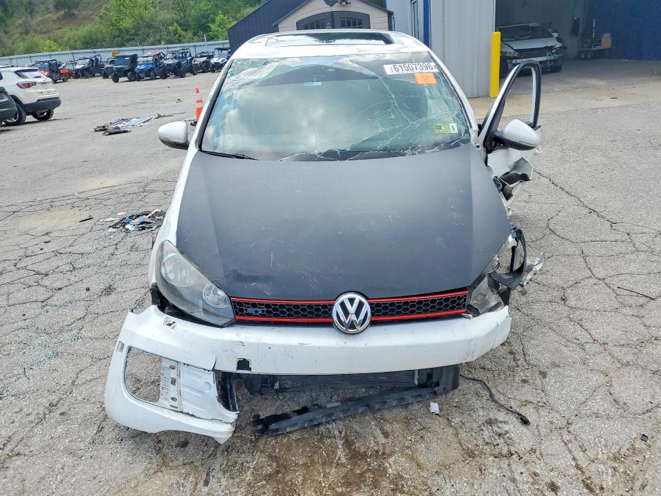 2011 Volkswagen Gti VIN WVWFV7AJXBW214943 COPART salvage auction — ALL OVER, Wv - Salvage Certificate, sold $250 on 2026-08-06 (photo 5)