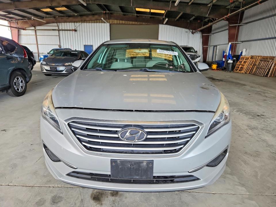 2017 Hyundai Sonata VIN 5NPE24AF7HH556671 COPART salvage auction — MINOR DENT/SCRATCHES, Ca - Dis/Dlr/Exp Only Clean Title, sold $1,600 on 2026-07-23 (photo 5)