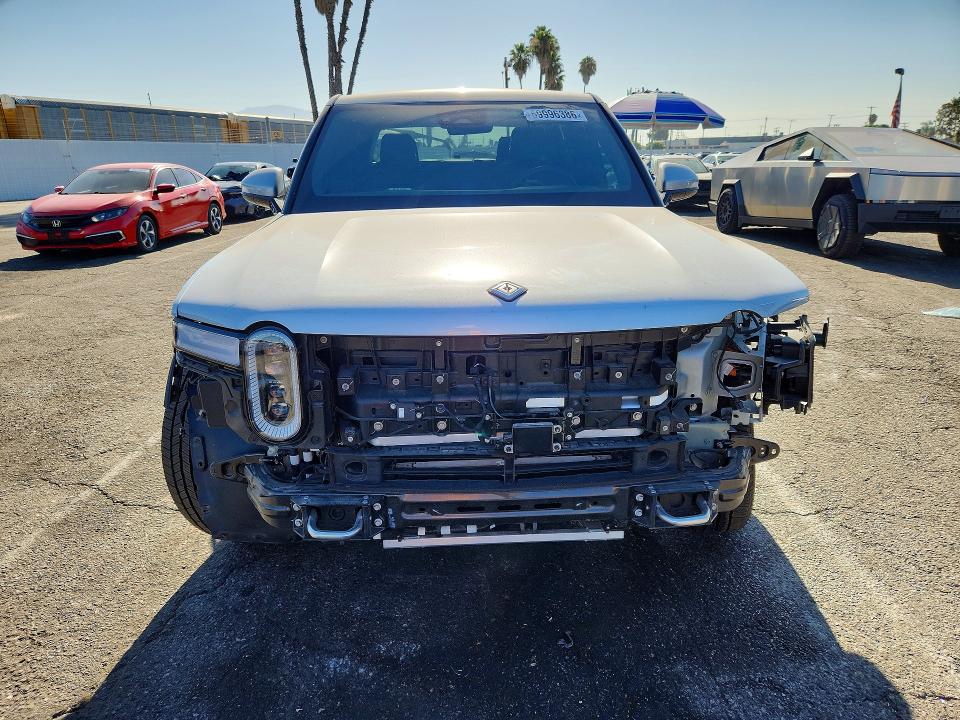 2022 Rivian R1t VIN 7FCTGAAL8NN006771 COPART salvage auction — FRONT END, CA - SALVAGE CERTIFICATE, sold $2,200 on 2026-07-21 (photo 5)