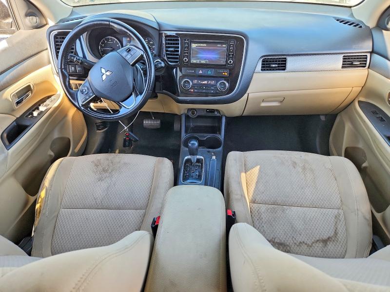 2016 Mitsubishi Outlander VIN JA4AD3A38GZ013372 COPART salvage auction — MINOR DENT/SCRATCHES, CA - DIS/DLR/EXP ONLY CLEAN TITLE, sold $1,250 on 2026-07-27 (photo 8)
