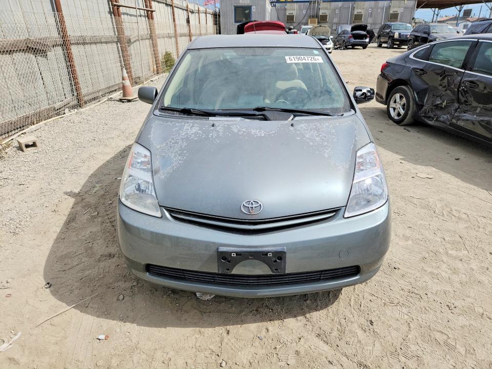 2004 Toyota Prius VIN JTDKB22U440109243 COPART salvage auction — NORMAL WEAR, CA - DIS/DLR/EXP ONLY CLEAN TITLE, sold $300 on 2026-07-27 (photo 5)