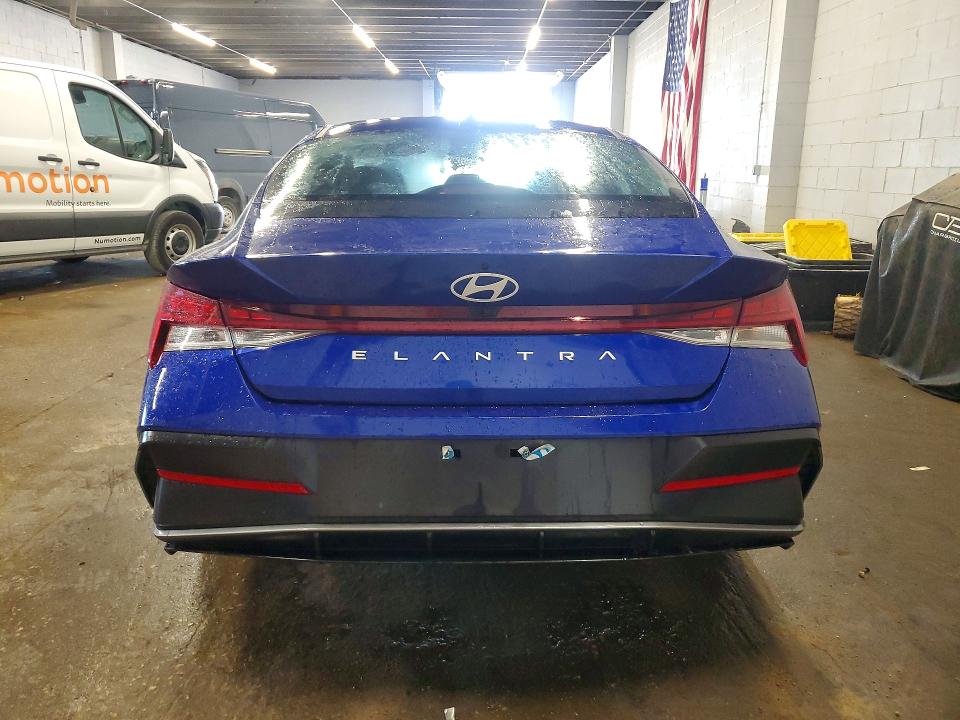 2025 Hyundai Elantra VIN KMHLS4DG4SU897353 COPART salvage auction — WATER/FLOOD, FL - CERT OF TITLE-SLVG REBLD FLOOD (P), sold $6,500 on 2026-07-20 (photo 6)