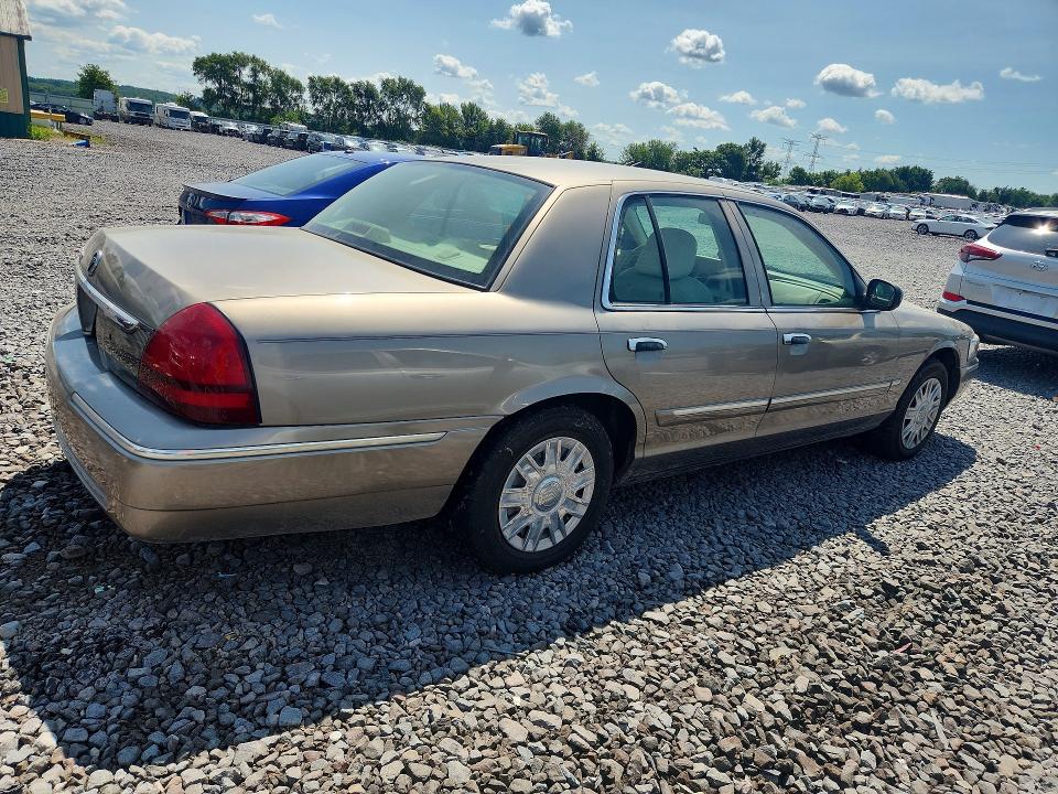 2006 Mercury Grand marquis VIN 2MEFM74V56X652277 COPART salvage auction — MINOR DENT/SCRATCHES, Il - Cert Of Title-Corrected, sold $175 on 2026-07-27 (photo 3)