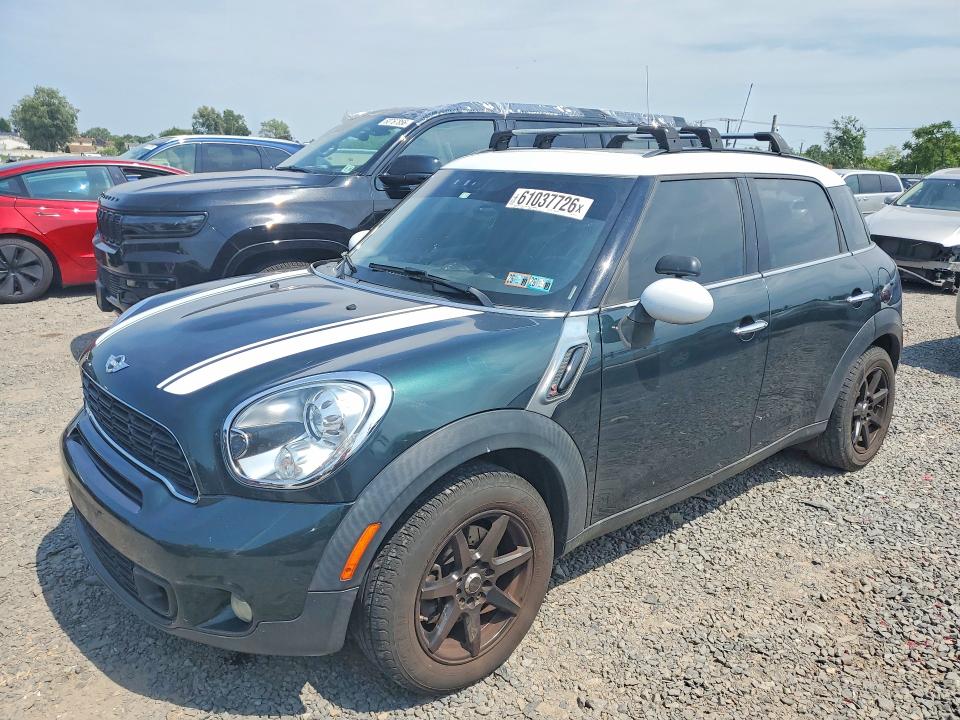 2014 Mini Cooper VIN WMWZC5C58EWM18729 COPART salvage auction — MINOR DENT/SCRATCHES, Pa - Cert Of Title, sold $375 on 2026-08-07 (photo 1)