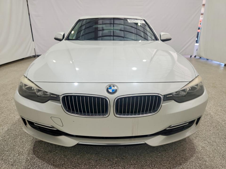 2012 BMW VIN WBA3C1C51CF432192 COPART salvage auction — MINOR DENT/SCRATCHES, Ca - Dis/Dlr/Exp Only Clean Title, sold $1,300 on 2026-07-14 (photo 5)