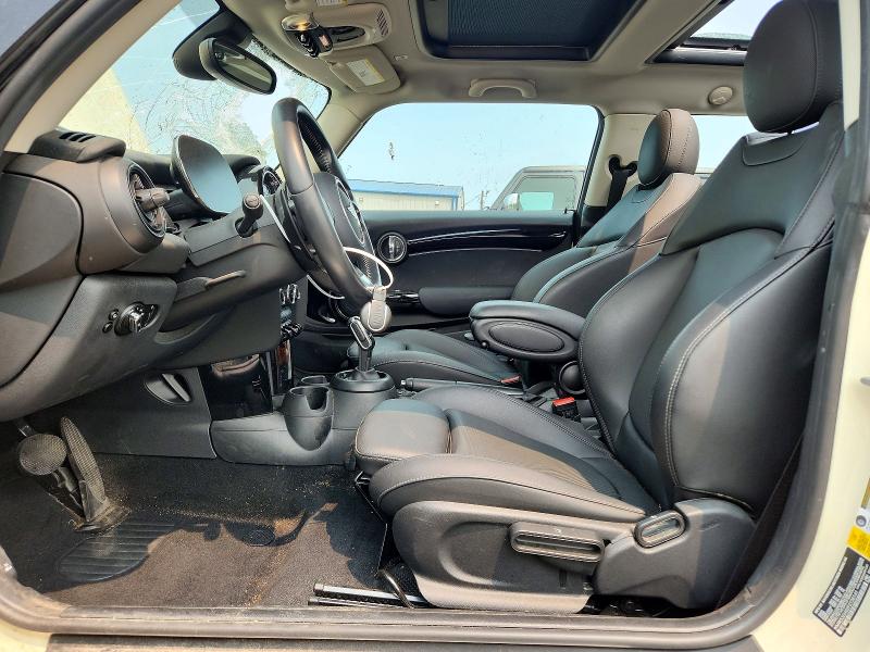 2023 Mini Cooper VIN WMW53DH02P2T36141 COPART salvage auction — ROOF, Pa - Certificate Of Salvage, sold $8,000 on 2026-08-11 (photo 7)