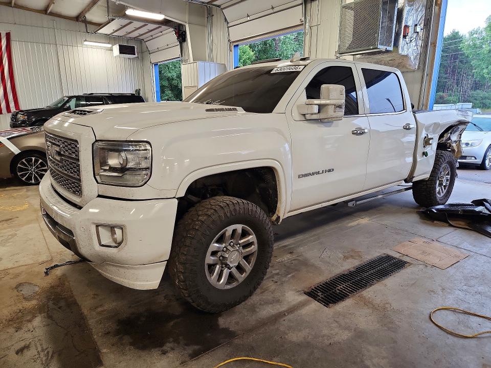 2017 Gmc SIERRA VIN 1GT12UEY0HF143740 — COPART salvage auction photo