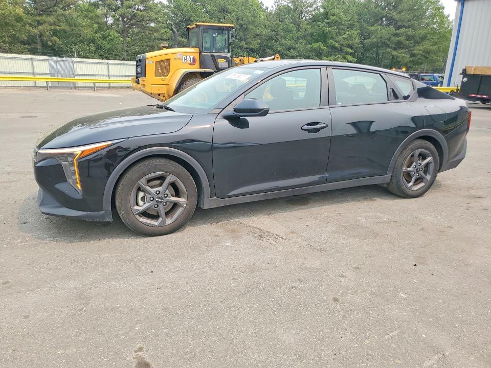 2025 Kia K4 VIN 3KPFT4DE5SE062762 COPART salvage auction — SIDE, Ct - Clean Title, sold $9,100 on 2026-07-27 (photo 1)