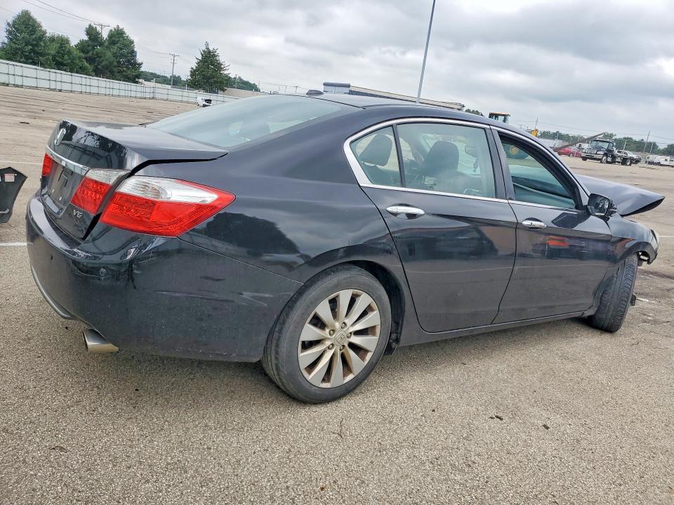 2013 Honda Accord VIN 1HGCR3F85DA033322 COPART salvage auction — FRONT END, Oh - Certificate Of Title, sold $425 on 2026-07-29 (photo 3)