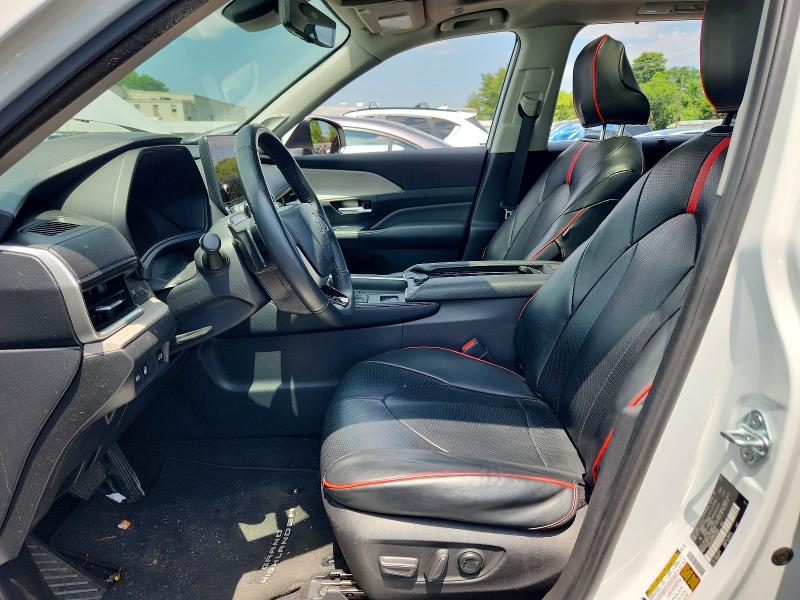 2024 Toyota Highlander VIN 5TDAAAB57RS043907 COPART salvage auction — VANDALISM, Az - Cert Of Title - Salvage, sold $34,750 on 2026-07-10 (photo 7)