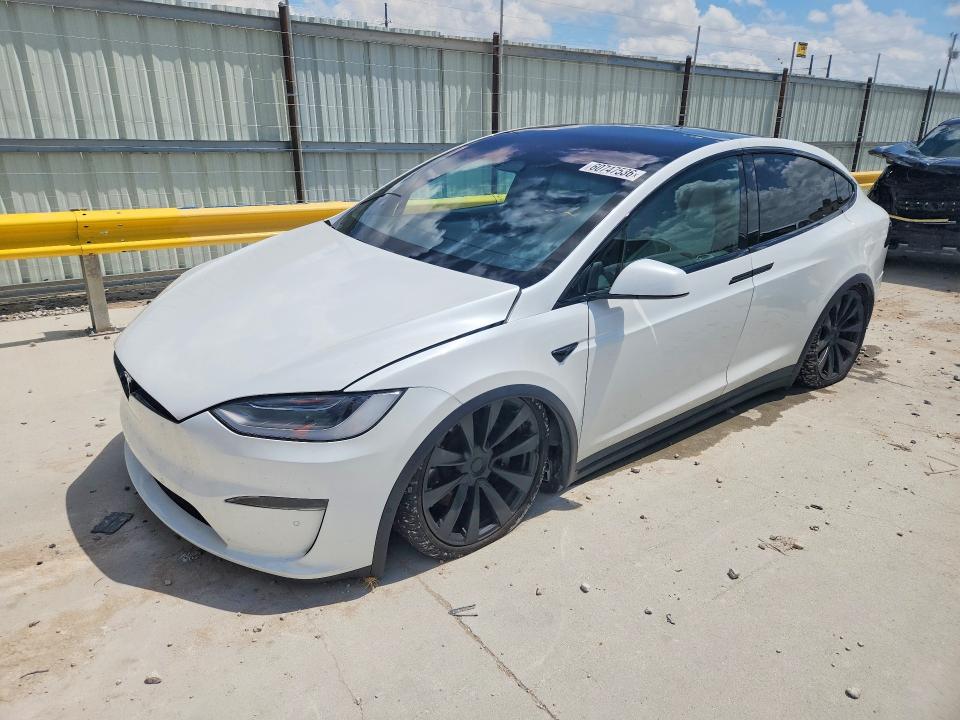 2022 Tesla Model x VIN 7SAXCBE61NF357746 — COPART salvage auction photo