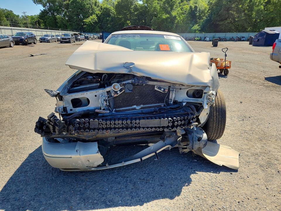 2010 Mercury Grand marquis VIN 2MEBM7FV3AX612512 COPART salvage auction — FRONT END, LA - CERT OF TITLE-SALVAGE, sold $10 on 2026-07-23 (photo 5)