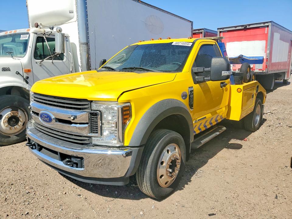 2019 Ford F-550 super duty VIN 1FDUF5GT1KEF91227 — COPART salvage auction photo
