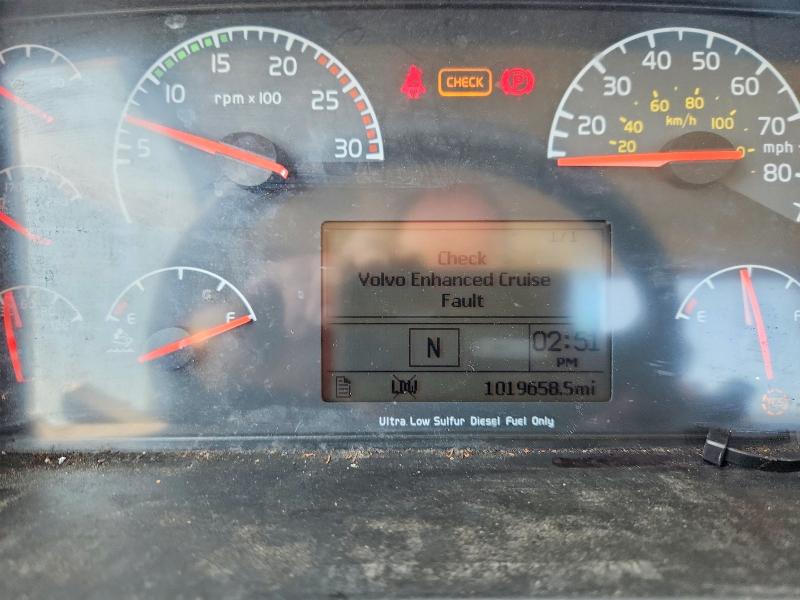 2017 Volvo VIN 4V4N39TGXHN977448 COPART salvage auction — NORMAL WEAR, In - Certificate Of Title, sold $5,000 on 2026-08-18 (photo 9)
