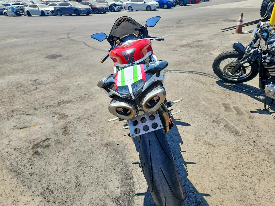 2012 Ducati Panigale VIN ZDM1XBMV4CB021609 COPART salvage auction — VANDALISM, Ca - Salvage Certificate, sold $2,750 on 2026-07-23 (photo 4)