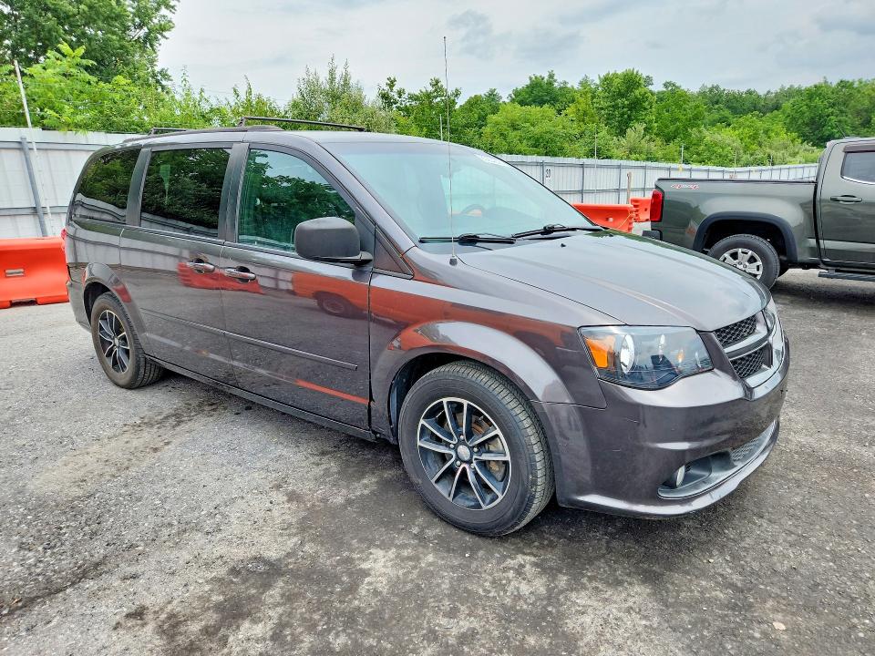 2017 Dodge Caravan VIN 2C4RDGEGXHR681330 COPART salvage auction — MINOR DENT/SCRATCHES, Pa - Cert Of Title W/Salvage Histor, sold $825 on 2026-07-18 (photo 4)