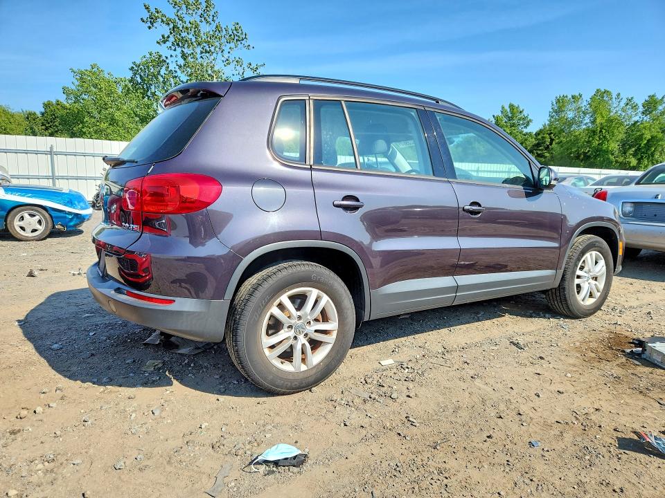 2016 Volkswagen Tiguan VIN WVGAV7AX0GW546343 COPART salvage auction — MINOR DENT/SCRATCHES, Ma - Certificate Of Title, sold $525 on 2026-07-29 (photo 3)