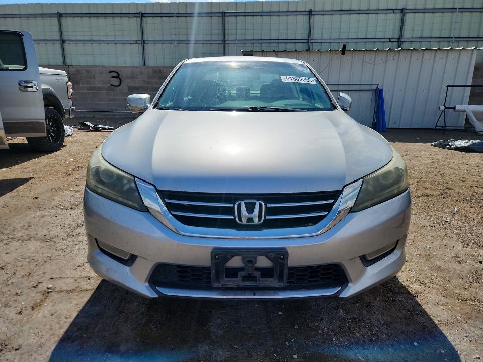 2013 Honda Accord VIN 1HGCR3F83DA010623 COPART salvage auction — MECHANICAL, Ca - Certificate Of Title, sold $550 on 2026-09-08 (photo 5)