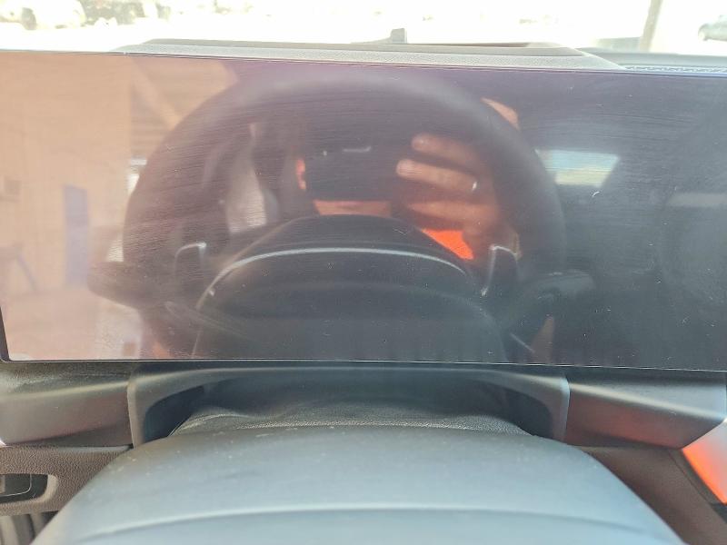 2024 BMW 2er VIN 3MW23CM04R8E88817 COPART salvage auction — FRONT END, Fl - Cert Of Title Slvg Rebuildable, sold $10,300 on 2026-08-26 (photo 9)