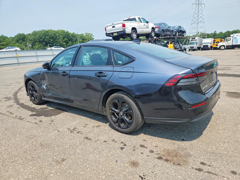 2025 Honda Accord VIN 1HGCY1F40SA084521 COPART salvage auction — SIDE, FL - CERT OF TITLE SLVG REBUILDABLE, sold $7,300 on 2026-08-03 (photo 2)