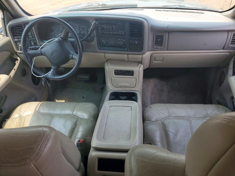 2002 Chevrolet Suburban VIN 3GNFK16Z32G257661 COPART salvage auction — SIDE, Co - Salvage Title, sold $275 on 2026-08-03 (photo 8)