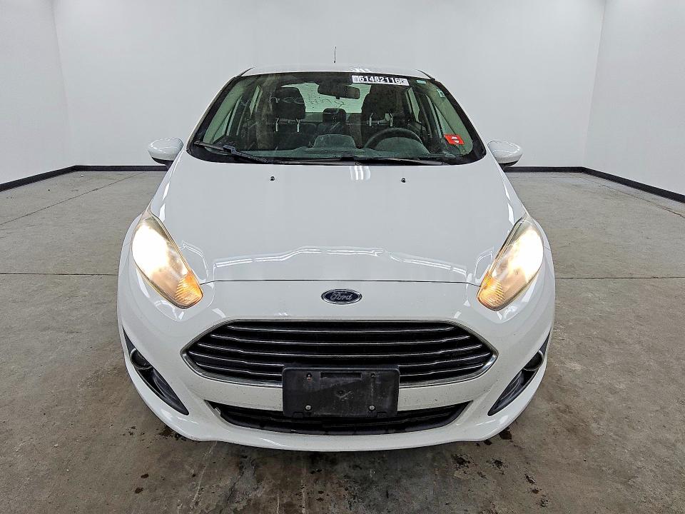 2019 Ford Fiesta VIN 3FADP4BJ4KM149902 COPART salvage auction — MINOR DENT/SCRATCHES, Il - Certificate Of Title, sold $1,750 on 2026-09-03 (photo 5)