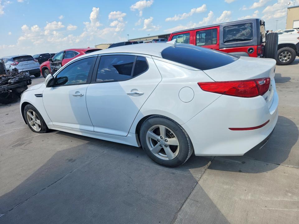 2015 Kia Optima VIN KNAGM4A78F5559956 COPART salvage auction — NORMAL WEAR, Salvage Title, sold $775 on 2026-07-30 (photo 2)