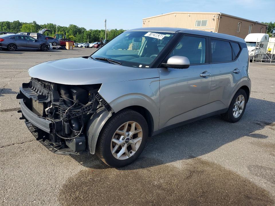 2023 Kia Soul VIN KNDJ23AU0P7876053 COPART salvage auction — FRONT END, Ct - Clean Title, sold $4,000 on 2026-07-22 (photo 1)