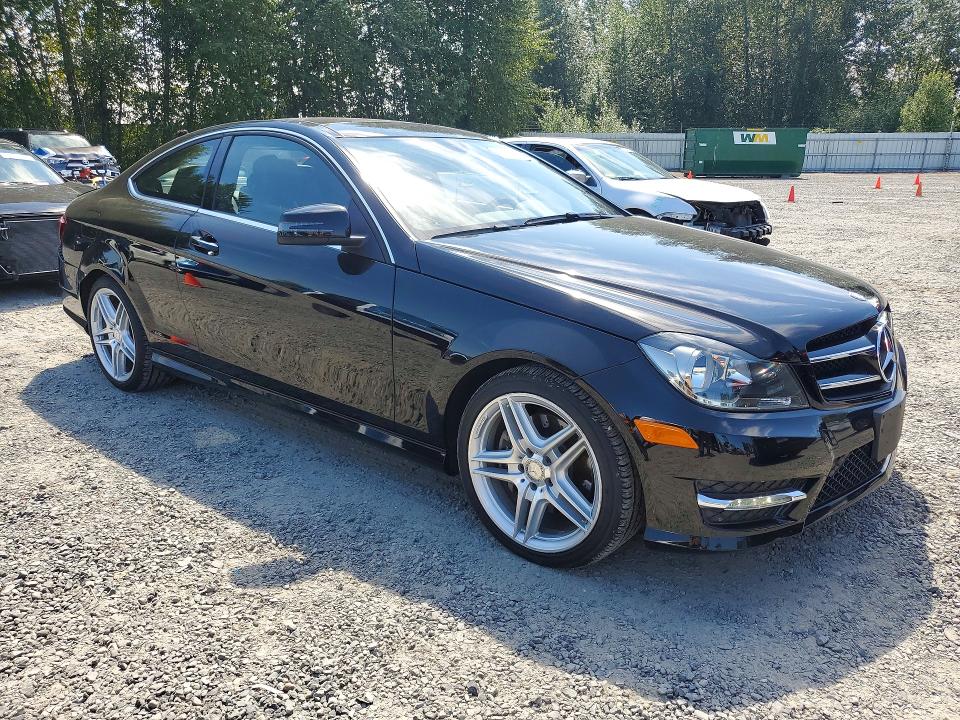 2015 Mercedes-benz C-klasse VIN WDDGJ5HB9FG416584 COPART salvage auction — REAR END, Wa - Bill Of Sale, sold $6,400 on 2026-08-17 (photo 4)