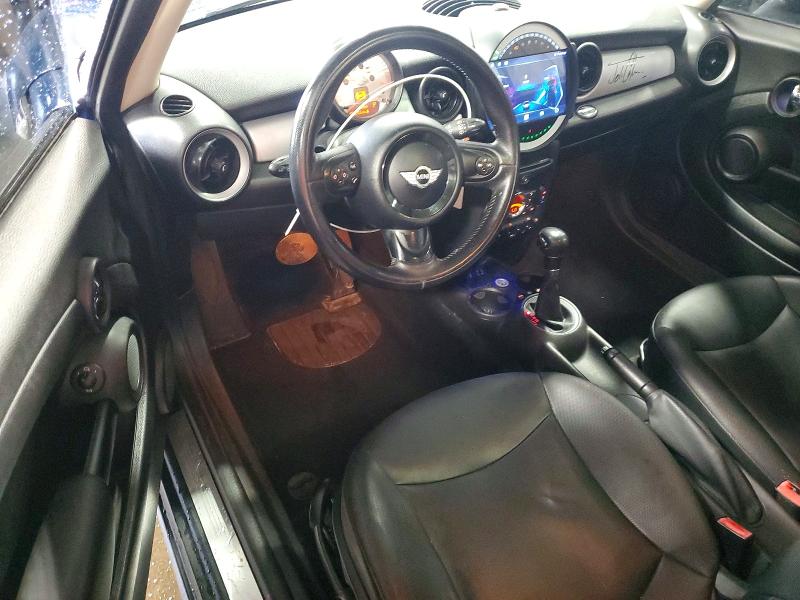 2013 Mini Cooper VIN WMWSU3C59DT544035 COPART salvage auction — HAIL, Mn - Cert Of Title-Prior Salvage, sold $850 on 2026-08-18 (photo 8)