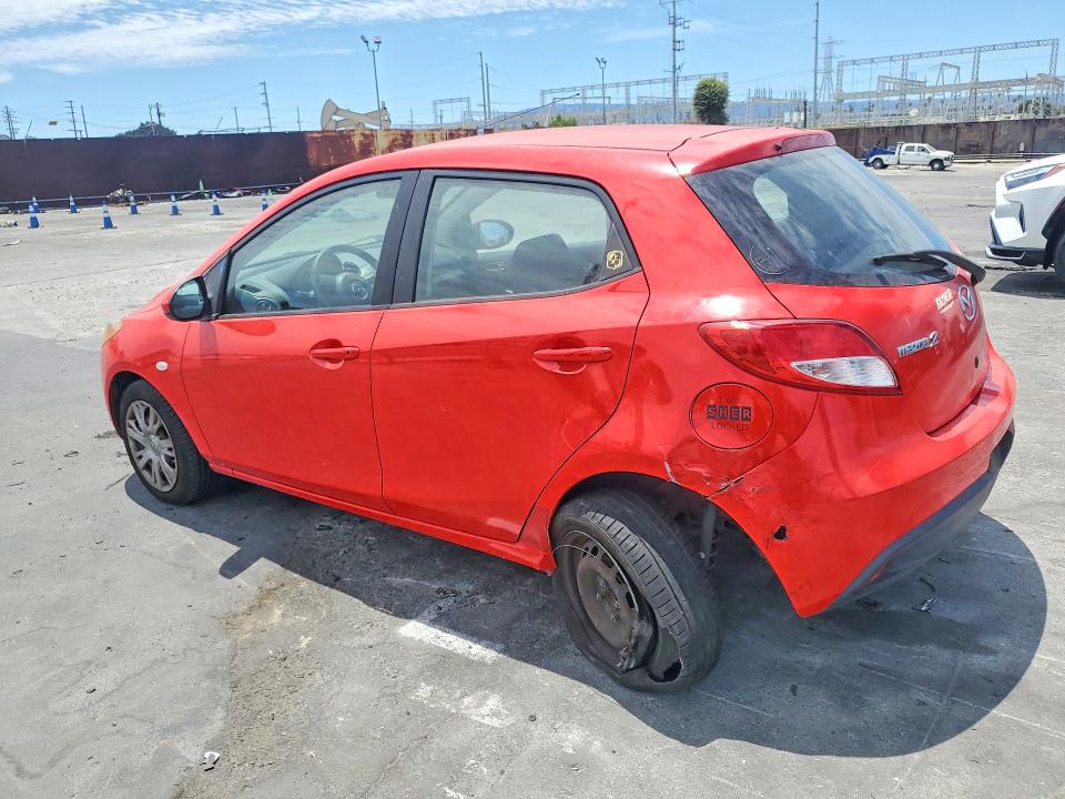 2014 Mazda 2 VIN JM1DE1KZ2E0173532 COPART salvage auction — REAR END, Ca - Salvage Certificate, sold $1,100 on 2026-07-31 (photo 2)