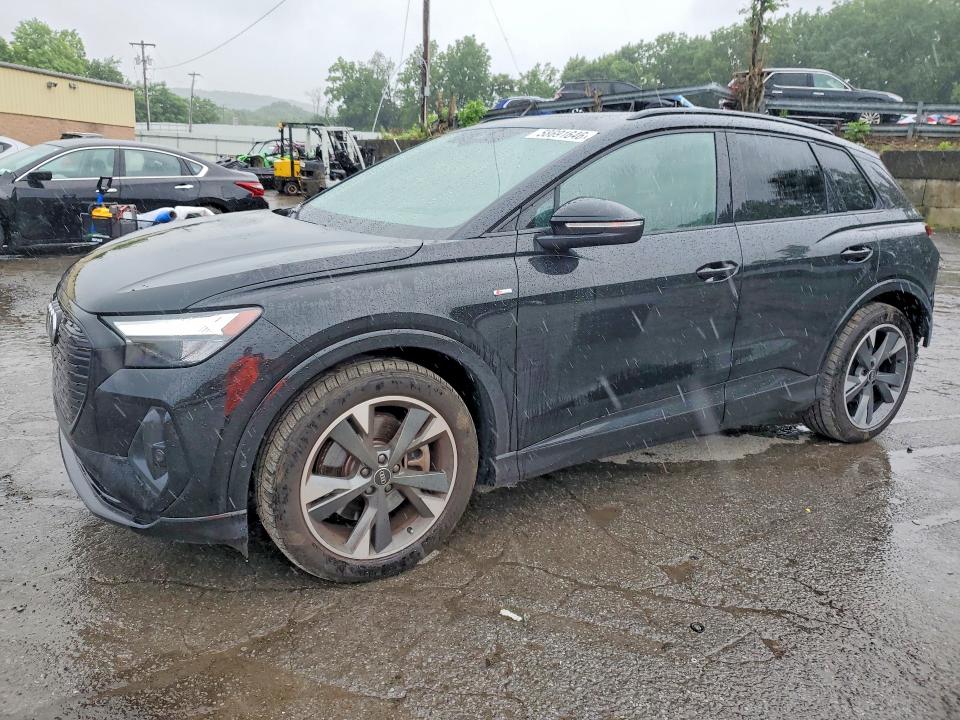 2024 Audi Q4 e-tron VIN WA1LUBFZ8RP077541 — COPART salvage auction photo