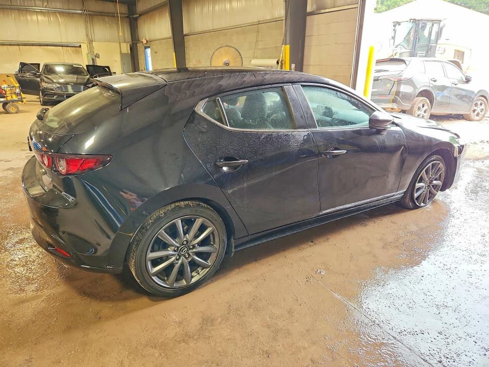 2021 Mazda 3 VIN JM1BPBLLXM1347809 COPART salvage auction — FRONT END, Pa - Certificate Of Salvage, sold $3,600 on 2026-08-29 (photo 3)