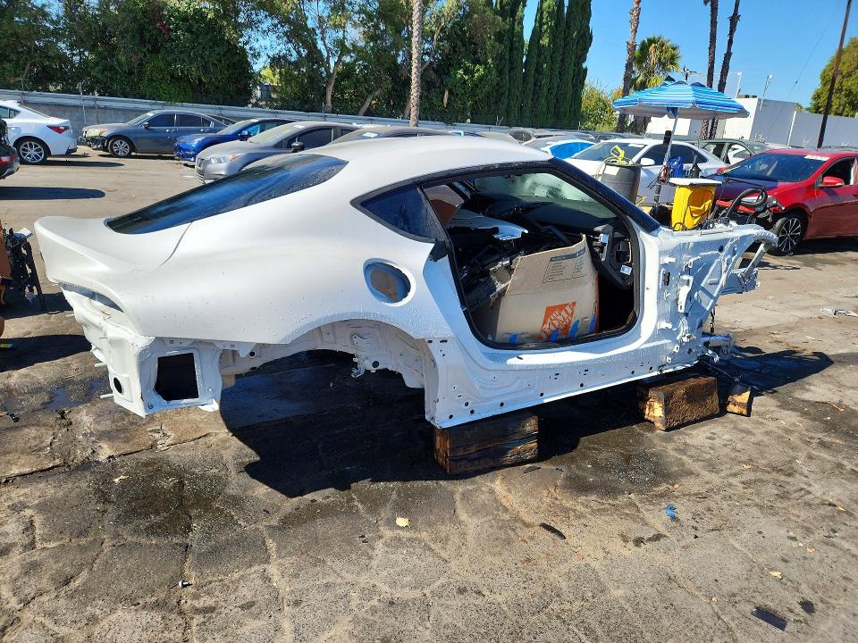 2026 Toyota Supra VIN WZ1DB0G06TW076195 COPART salvage auction — STRIPPED, Ca - Certificate Of Title, sold $3,100 on 2026-07-30 (photo 3)
