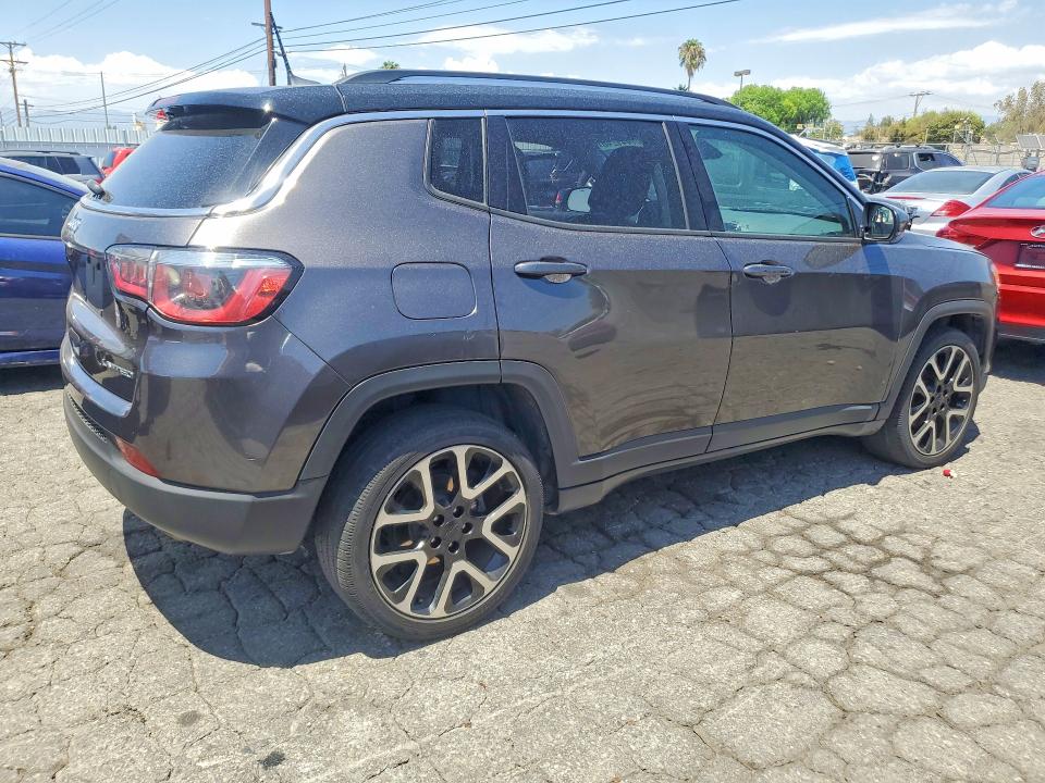 2019 Jeep Compass VIN 3C4NJCCB2KT615074 COPART salvage auction — MINOR DENT/SCRATCHES, Ca - Dis/Dlr/Exp Only Clean Title, sold $3,750 on 2026-07-29 (photo 3)