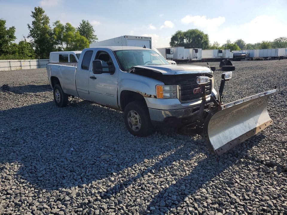 2011 Gmc SIERRA VIN 1GT220CG9BZ156693 COPART salvage auction — REAR END, Oh - Certificate Of Title, sold $350 on 2026-07-30 (photo 4)