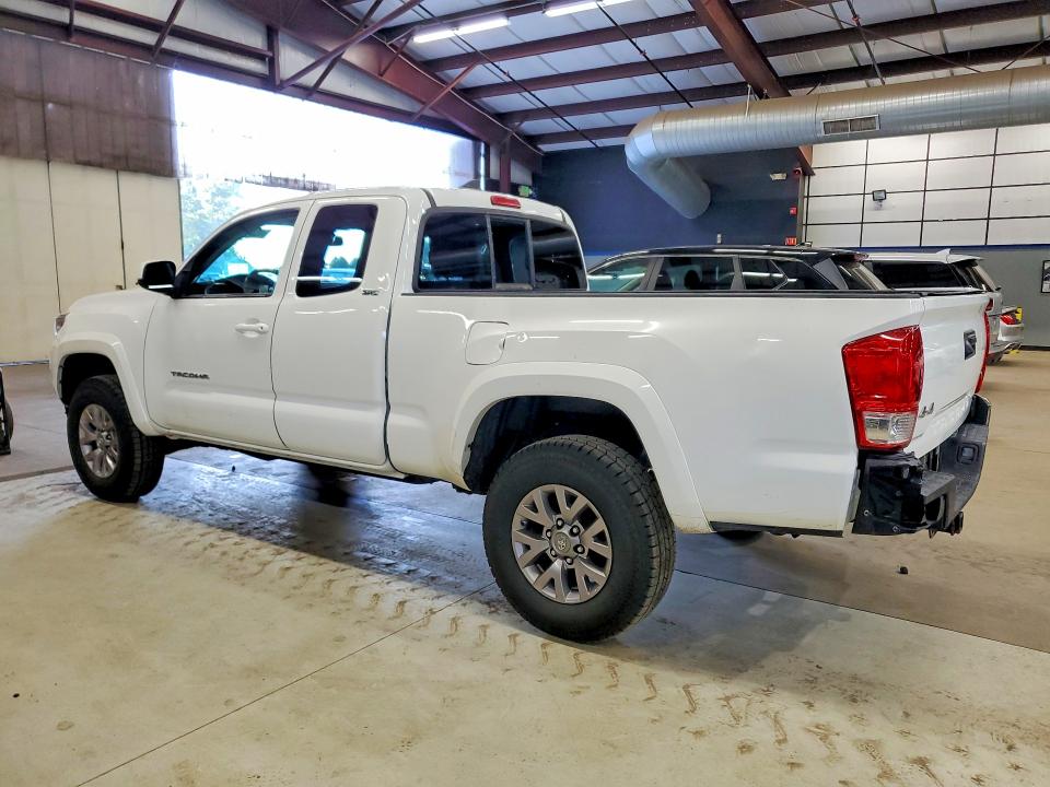 2017 Toyota Tacoma VIN 5TFSZ5AN3HX051498 COPART salvage auction — REAR END, MA - CERTIFICATE OF TITLE, sold $475 on 2026-07-30 (photo 2)