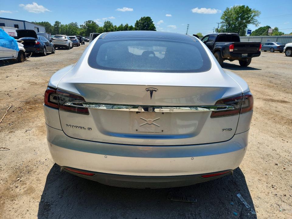 2016 Tesla Model s VIN 5YJSA1E2XGF123791 COPART salvage auction — REAR END, Ga - Certificate Of Title, sold $2,650 on 2026-07-30 (photo 6)