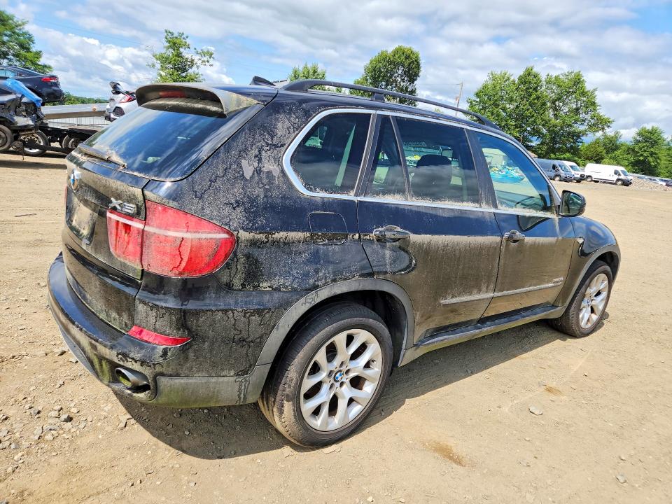 2013 BMW X5 VIN 5UXZV4C56D0B24093 COPART salvage auction — NORMAL WEAR, Nj - Certificate Of Title, sold $650 on 2026-09-09 (photo 3)